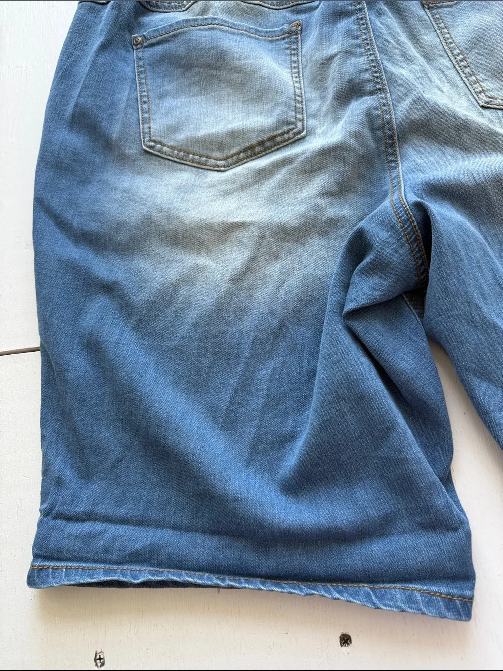 C Est. 1946 classic blue